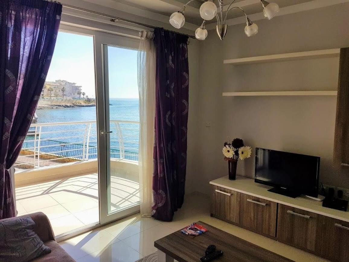 Riviera Holiday Apartments - Seafront - Wifi Marsaskala Cameră foto