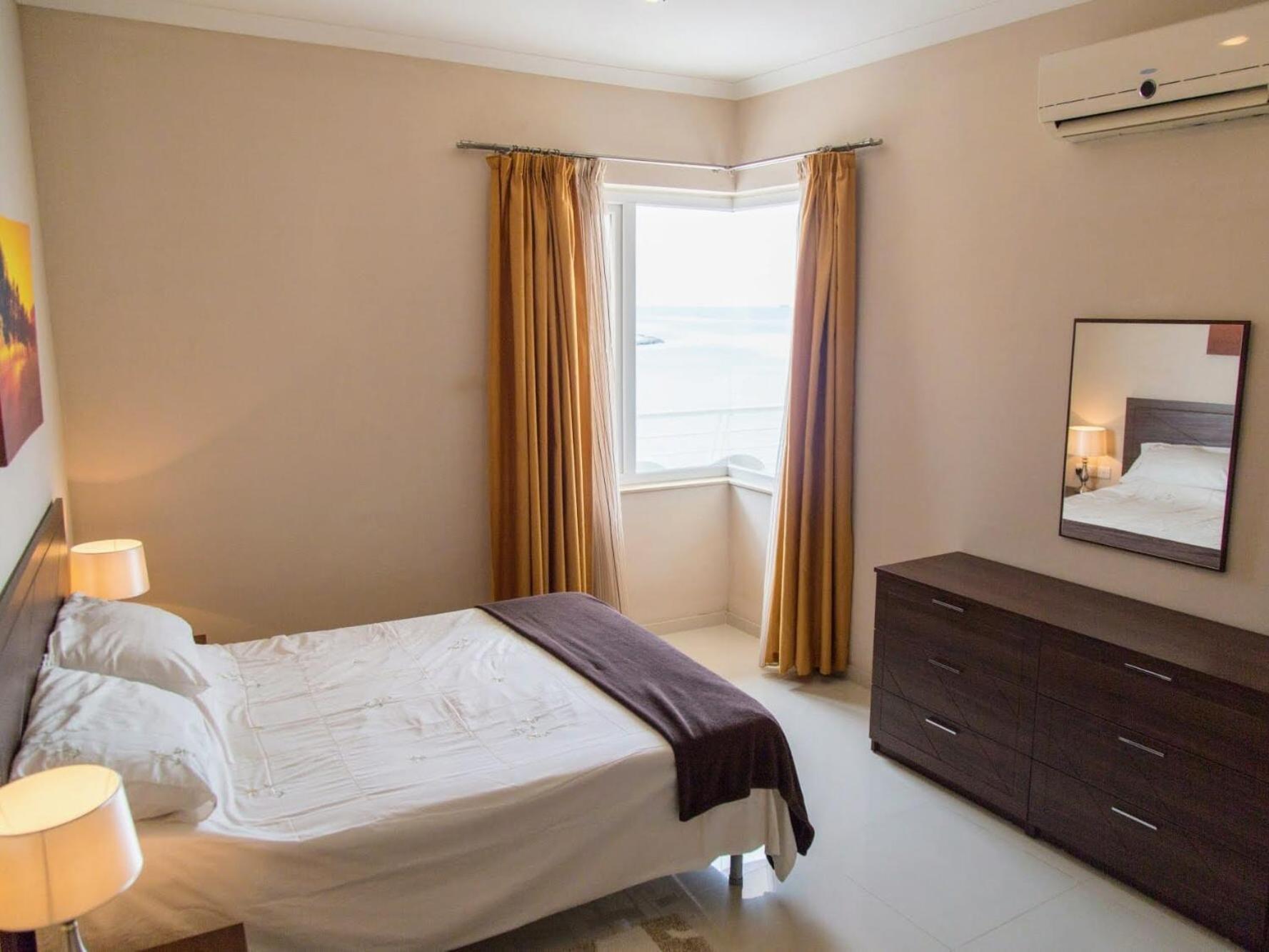 Riviera Holiday Apartments - Seafront - Wifi Marsaskala Cameră foto